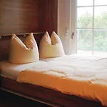 2 Bedroom Cozy In