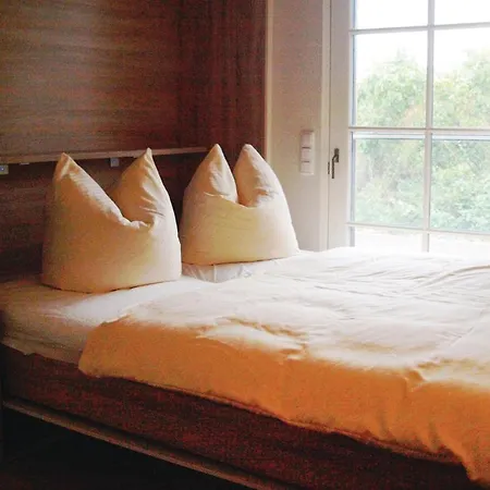 2 Bedroom Cozy In