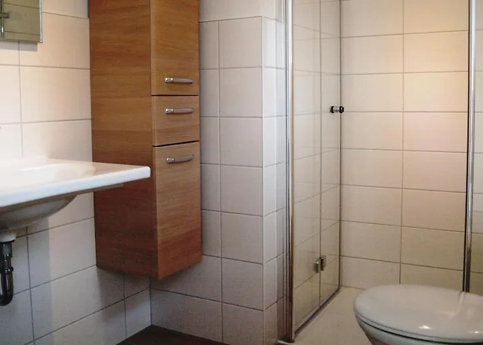 2 Bedroom Cozy In Prázdninový dům *